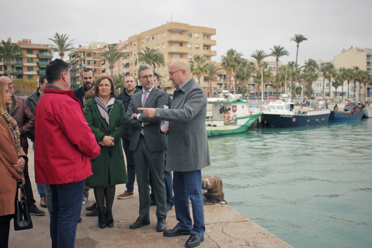 El Consell avanza un estudio para mejorar la ordenación urbana del puerto de Benicarló