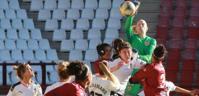 El Valencia Femenino y Vreugdenhil rompen su contrato
