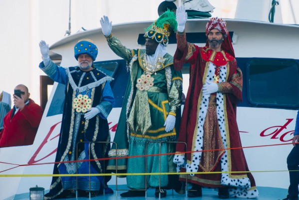 València celebra una cabalgata de Reyes ecológica con el reparto de 600.000 semillas de flores