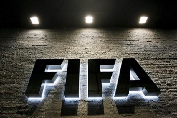 FIFA guarda cautela 
