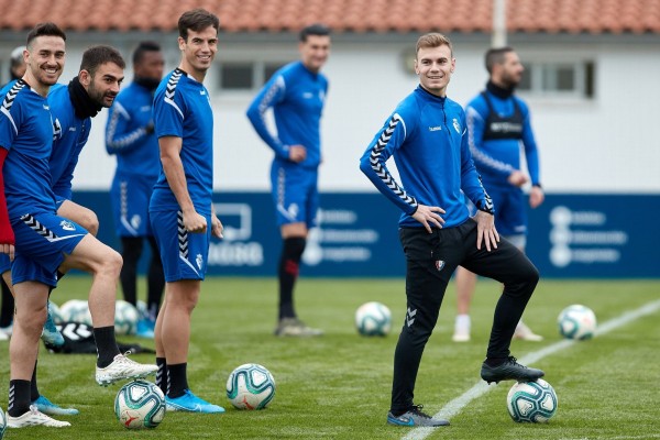 Problemas para Toni Lato en Osasuna