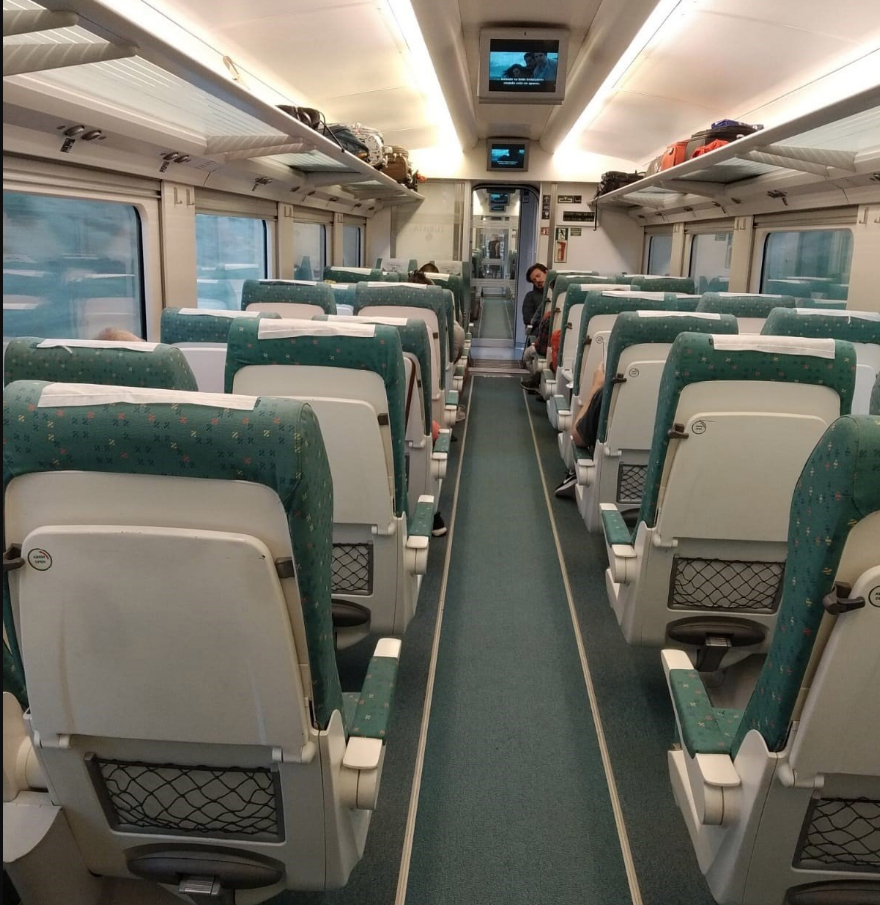 Renfe y Adif cierran las taquillas de más de 150 estaciones, según CGT, entre ellas Ontinyent