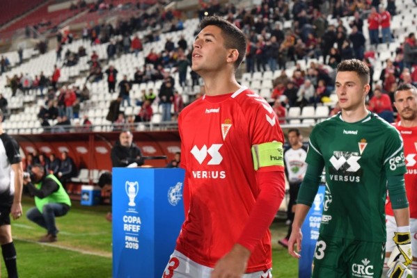 Víctor Meseguer e Iñaki Quereda estrenan 2020 como miembros de la primera plantilla del Murcia