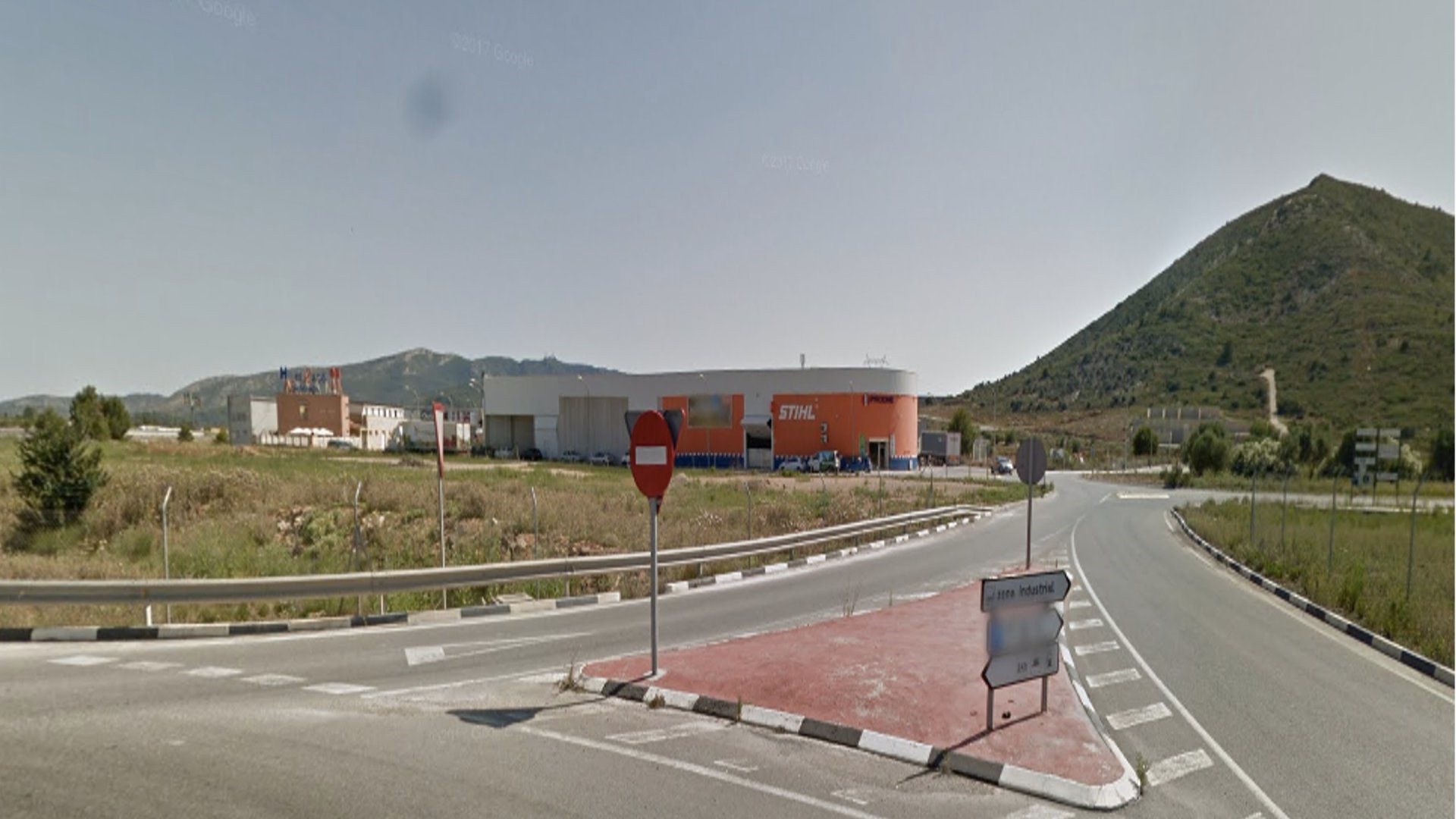 L'Ivace inverteix mig milió d'euros en la millora del polígon El Pont de Cabanes