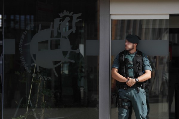 Atribuyen delitos de corrupción, falsedad, apropiación y alzamiento en la operación contra la RFEF