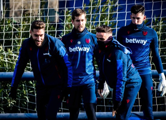 El Levante despide el año con una sesión de vídeo para estudiar al Atlético