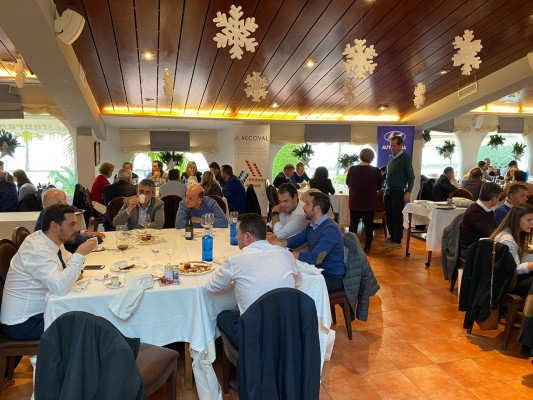 AECOVAL celebra su tradicional comida de Navidad