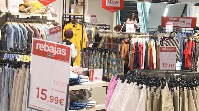 El respiro de las rebajas de enero: generarán 5.700 mini contratos en la Región