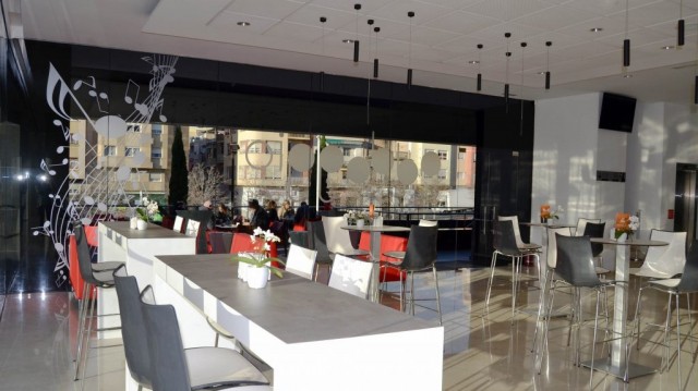 El Maestral renueva la explotación de la cafetería del Adda por otros cuatro años