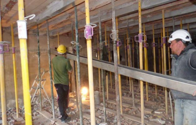 Dos firmas alicantinas crean un sistema innovador para recuperar edificios costeros de más de 60 años