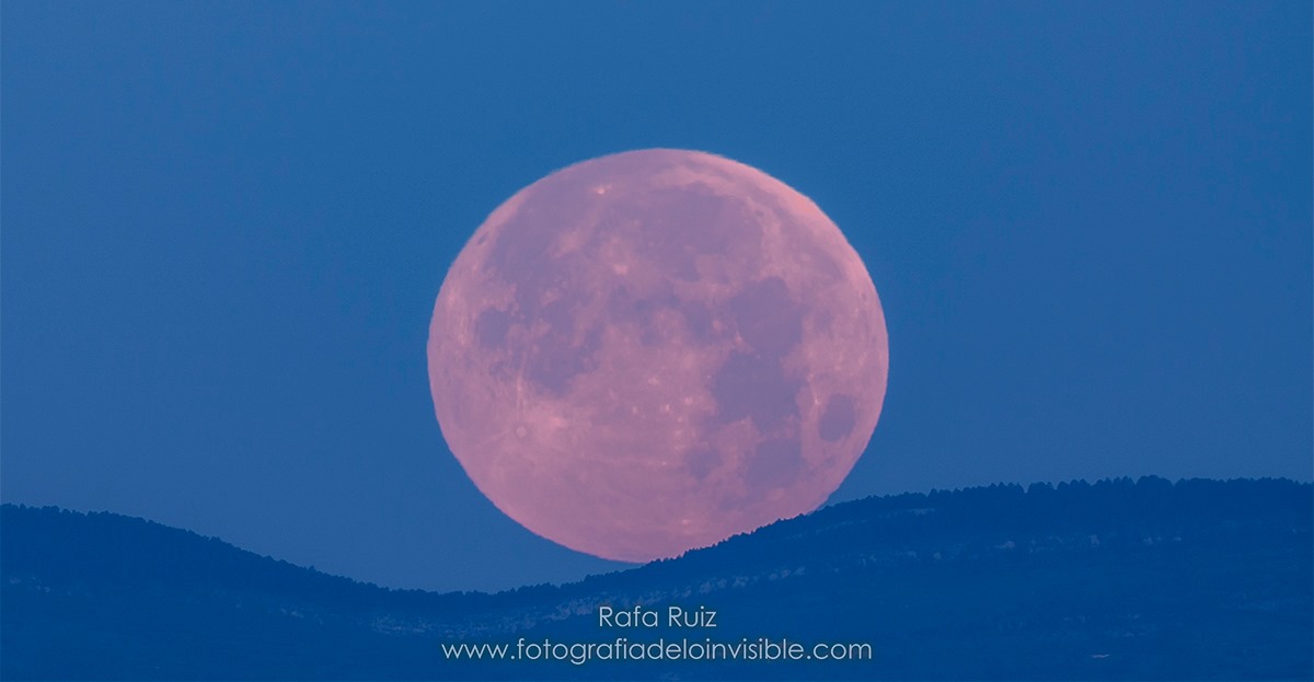 Las caras de la luna 
