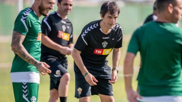 El Elche regresa tras la marcha de Danilo y a la espera de refuerzos
