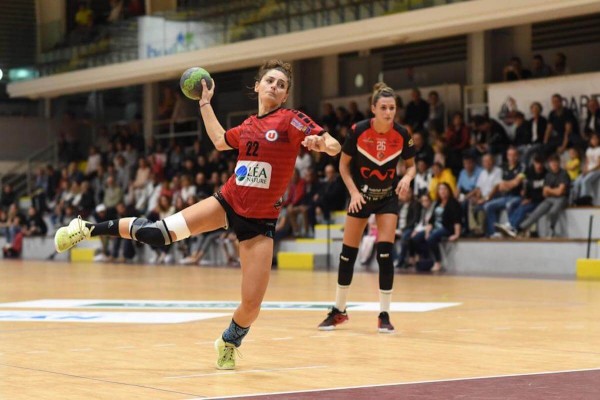 Sheila Segura: Pura energía del balonmano de Ribarroja a Francia