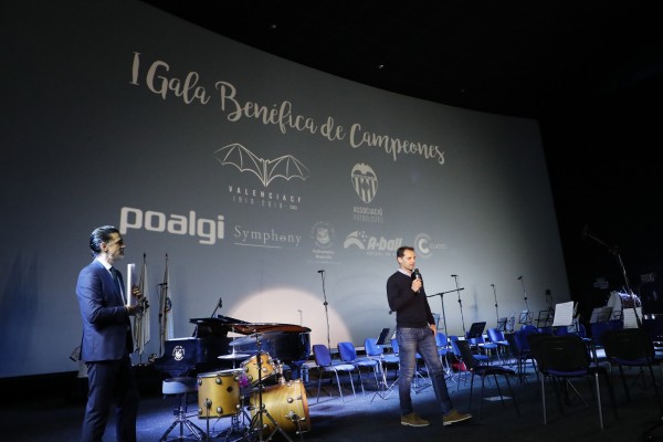 El valencianismo vive el Concierto del Centenario
