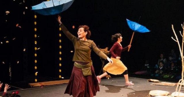 La murciana Silfo Teatro ‘rompe’ en Santander con su espectáculo para bebés ‘La luna en el jardín’
