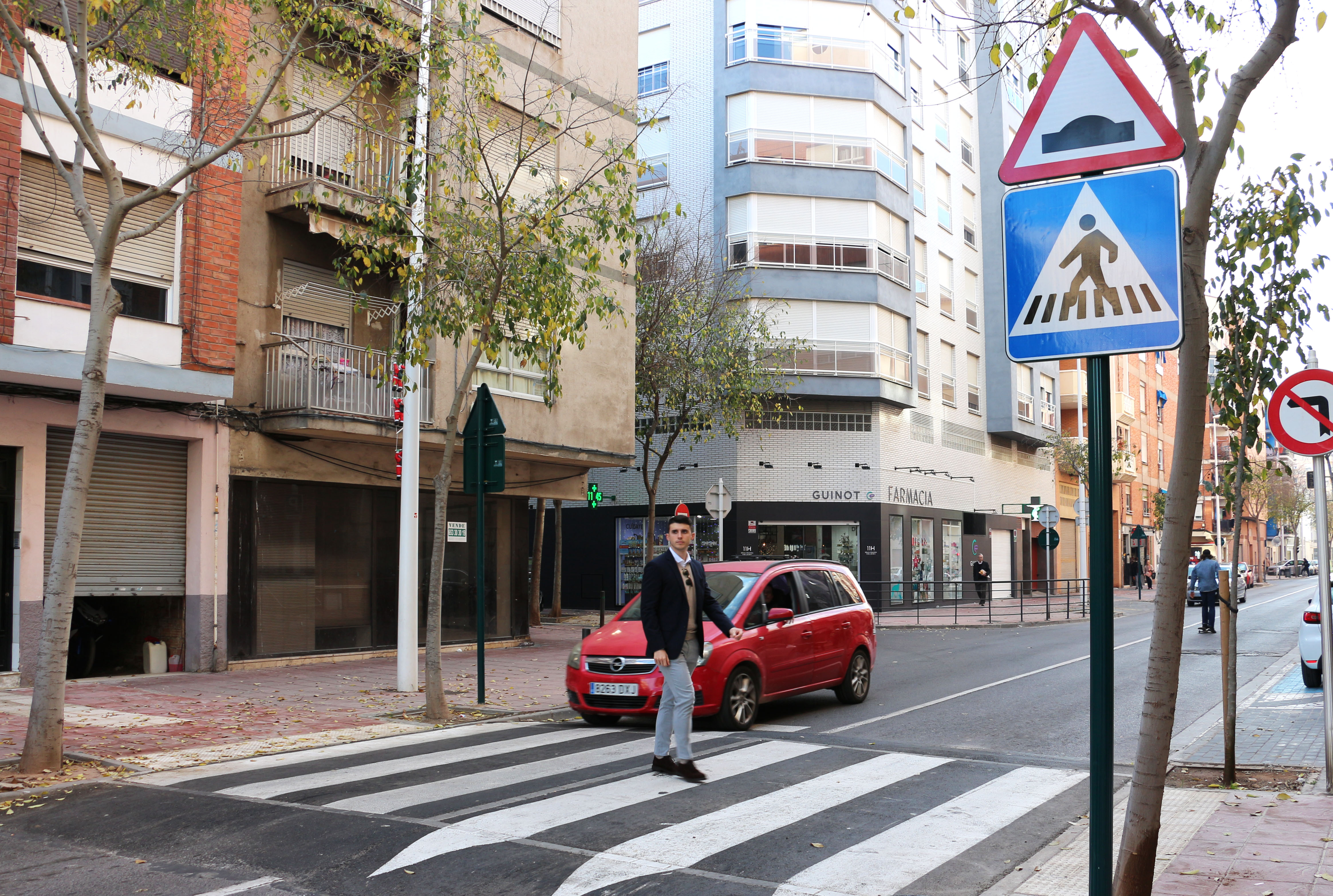 Castelló mejora la seguridad vial en la calle Juan de Austria con reductores de velocidad