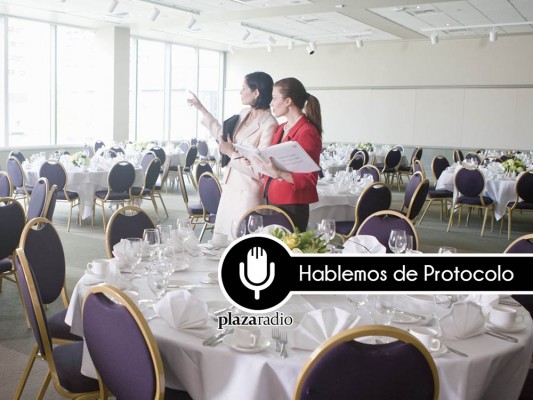 Hablemos de protocolo: La organizadora u organizador
