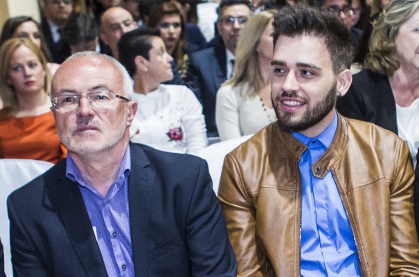 Lío entre Podemos y Compromís por el reparto del público de Les Corts