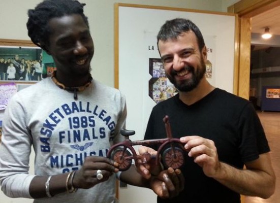 Un murciano recorrerá cuatro mil kilómetros en bicicleta por una guardería de Senegal