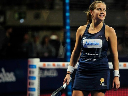 Ariana Sánchez: Trabajo, talento y humildad hacia la maestría del pádel
