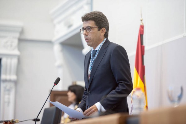 Mazón (PP) anuncia otros 40 millones en obras y se blinda de las críticas de PSPV y Compromís