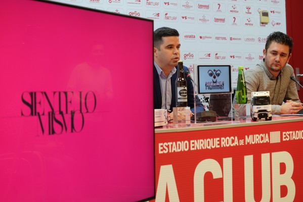 El Real Murcia lanza su abono para la segunda vuelta por 50 euros 