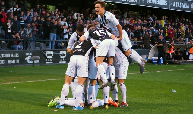 El Castellón despide un año memorable como segundo clasificado