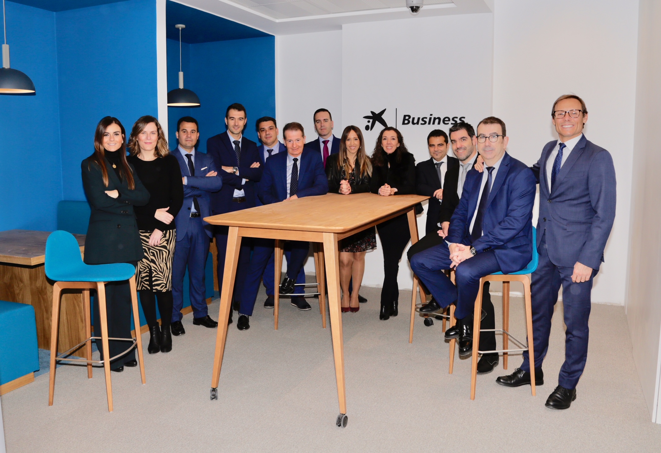 CaixaBank abre un centro Business en Elche para fomentar la proximidad con
pequeñas empresas y emprendedores