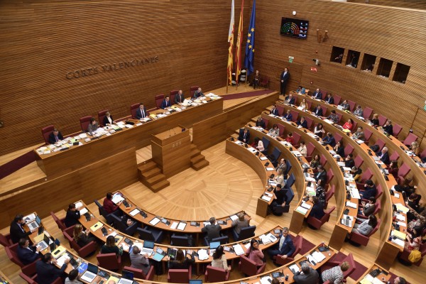 Les Corts retomarán el debate de la rebaja de la barrera electoral al 3% en 2020