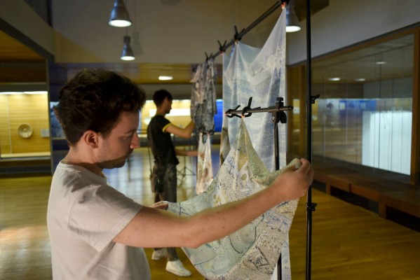 La precarietat no et fa més artista: visions sobre com assolir una vida professional