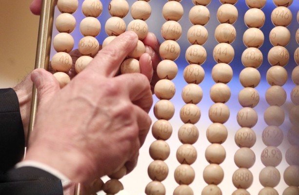 El 41.710, el primer cuarto premio del Sorteo de Navidad 2019, dotado con 200.000 euros a la serie