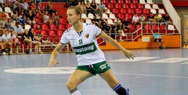 El Elche se impone al Granollers en el regreso de Ivet Musons