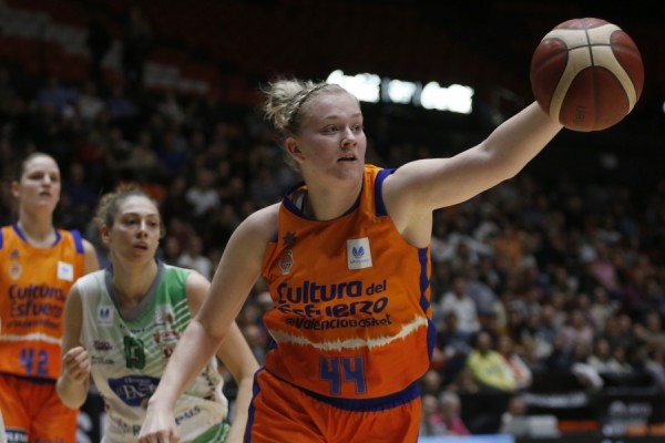 Valencia Basket cierra la primera vuelta con victoria y en la tercera posición (62-49)
