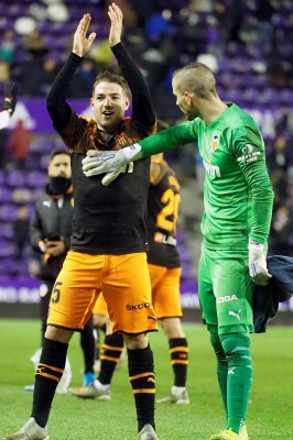 Manu Vallejo rescata al Valencia