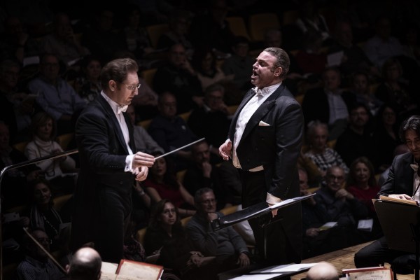 Un halcón maltés sobrevuela Les Arts: Joseph Calleja brinda su personal tributo al canto