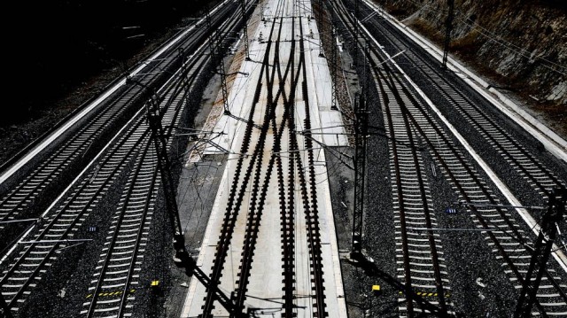 Adif adjudica por 20 millones el suministro y transporte para la estación Fuente de San Luis