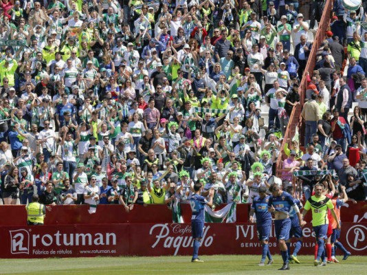 Los aficionados del Elche adquieren un total de 810 entradas para el partido de Albacete del sábado