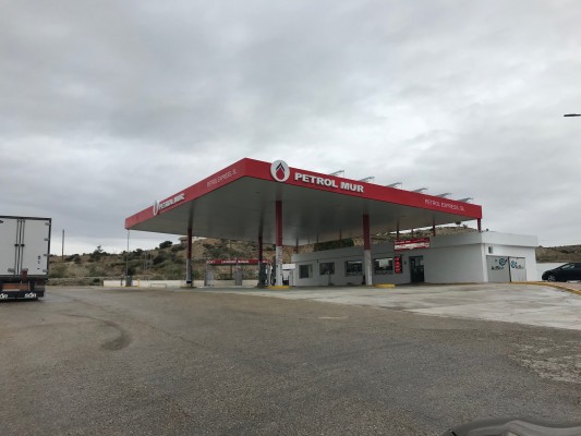 Un empresario chino se queda con la antigua gasolinera de ‘El gitano’ en Alcantarilla