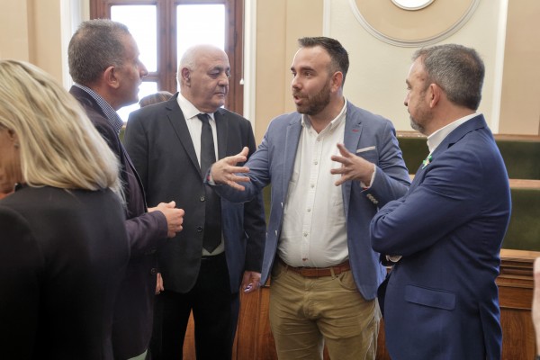 La cruz de Ribalta y Plan General: la pretensión del Fadrell va por delante de la realidad administrativa
