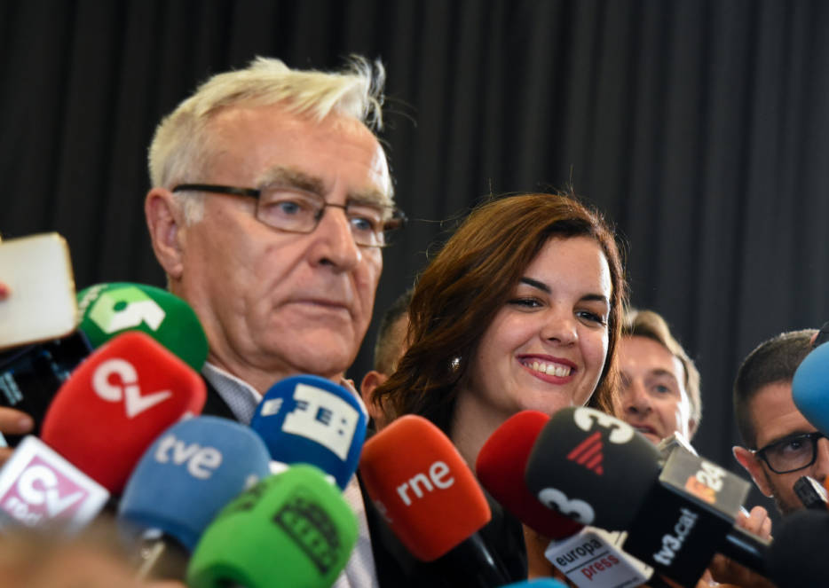 El alcalde de València, Joan Ribó, y la vicealcaldesa, Sandra Gómez. Foto: EDUARDO MANZANA. - 