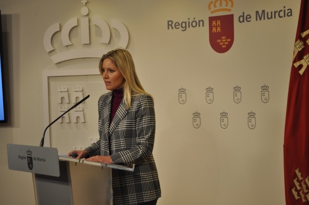 La Comunidad prestará ayuda jurídica a los regantes y también recurrirá la orden del Ministerio