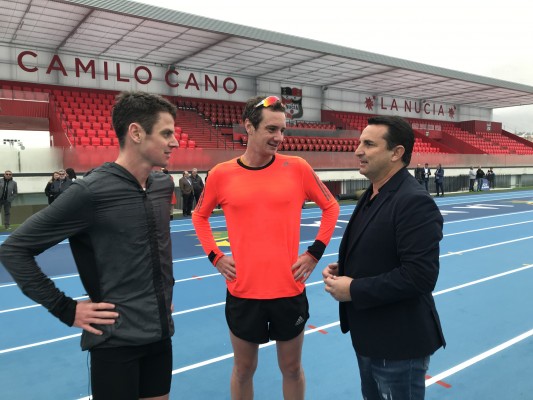 Los hermanos Brownlee se preparan en La Nucía para Tokio 2020
