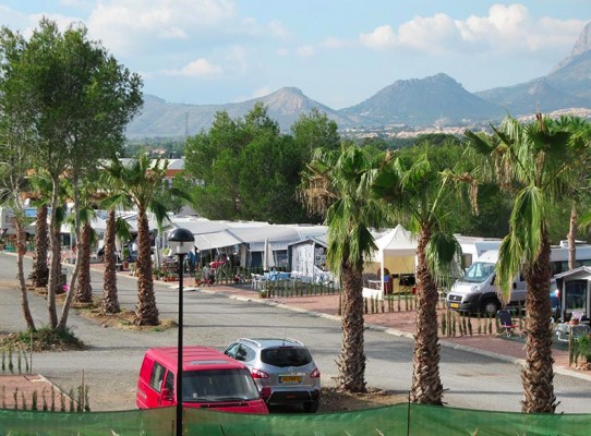 El camping La Colina de l'Albir tramita su ampliación para aumentar la capacidad en un 67%