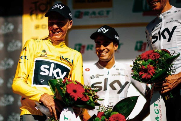 Roglic logra el triunfo; Froome mantiene el liderato