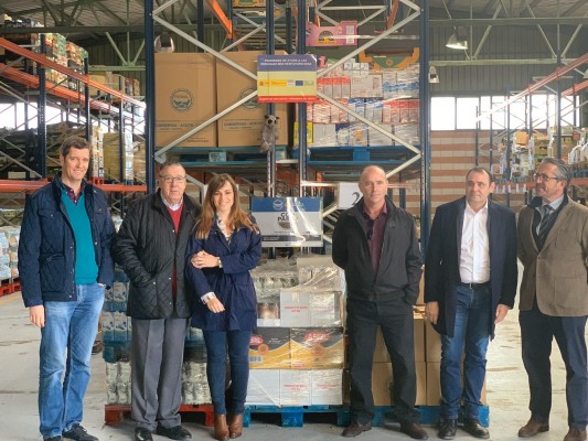 Los trabajadores de Ferrovial donan 1.400 kilos de productos para el Banco de Alimentos de Murcia