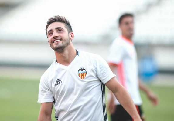 La segunda división se pelea por Nacho Gil 