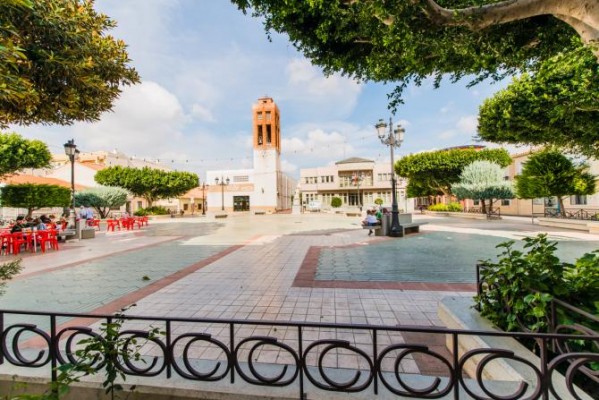 Formentera del Segura busca licitador durante ocho años para el kiosko de la plaza de
Ayuntamiento