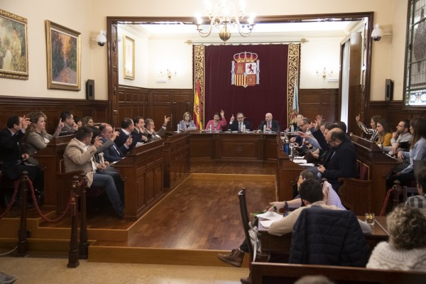 Diputación pide revitalizar Penyagolosa y retornar a los castellonenses del Valle de los Caídos  