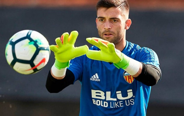 El VCF hace oficial el traspaso de Sivera al Alavés