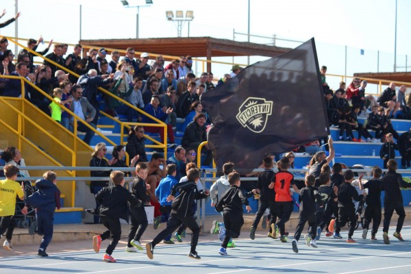 Leones de negro